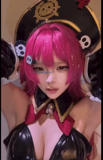 [自行打包] 芃芃大人—cos海盗女仆20251026 玉足 盯射 腋下 [2v+430m][百度盘]-福利岛