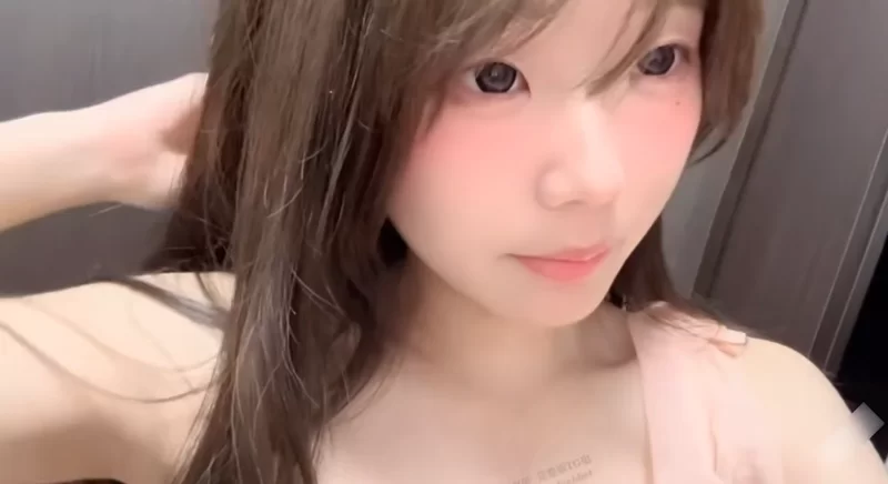 [自行打包] 纯欲小仙女 『优米』露脸情趣内衣超薄白丝主动骑乘金主... [1v+58.1m][百度盘]-福利岛