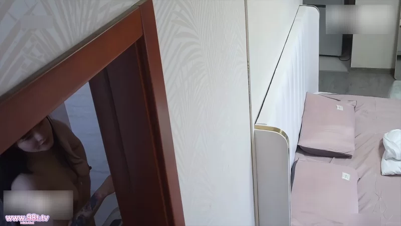 [转载搬运] 渣男探花 爆操秀人网胸模杨漫妮 各种姿势爆操G奶晃乳 [1v+1.36g][其他下载方式]-福利岛