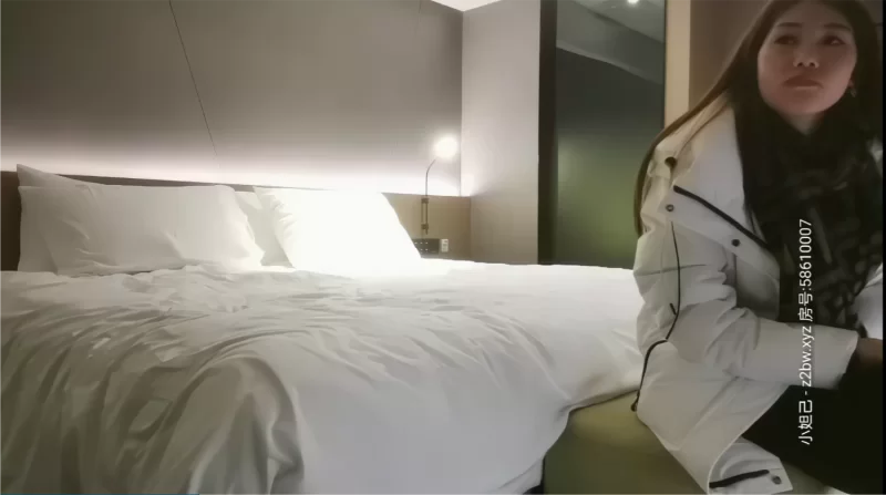 [转载搬运] 文轩探花深夜场约了个白色外套高颜值妹子啪啪，穿上睡衣舔弄口交骑坐后入大力猛操 [1v+2.85g][百度盘]-福利岛