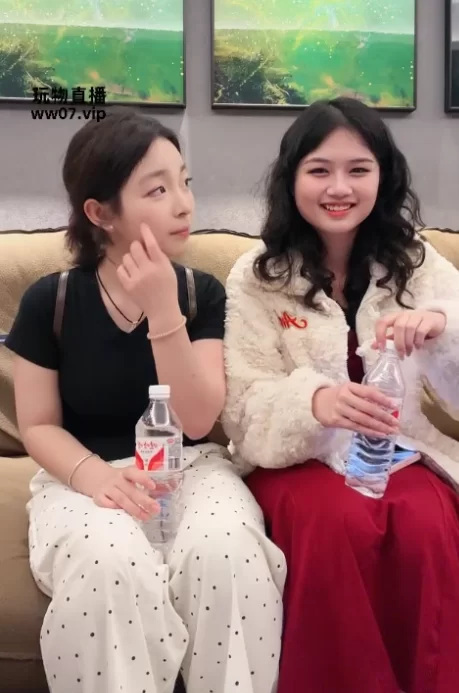 [转载搬运] 玩物直播【狗哥M】0941 搭讪18翘臀女大 [1v+500mb][百度盘]-福利岛