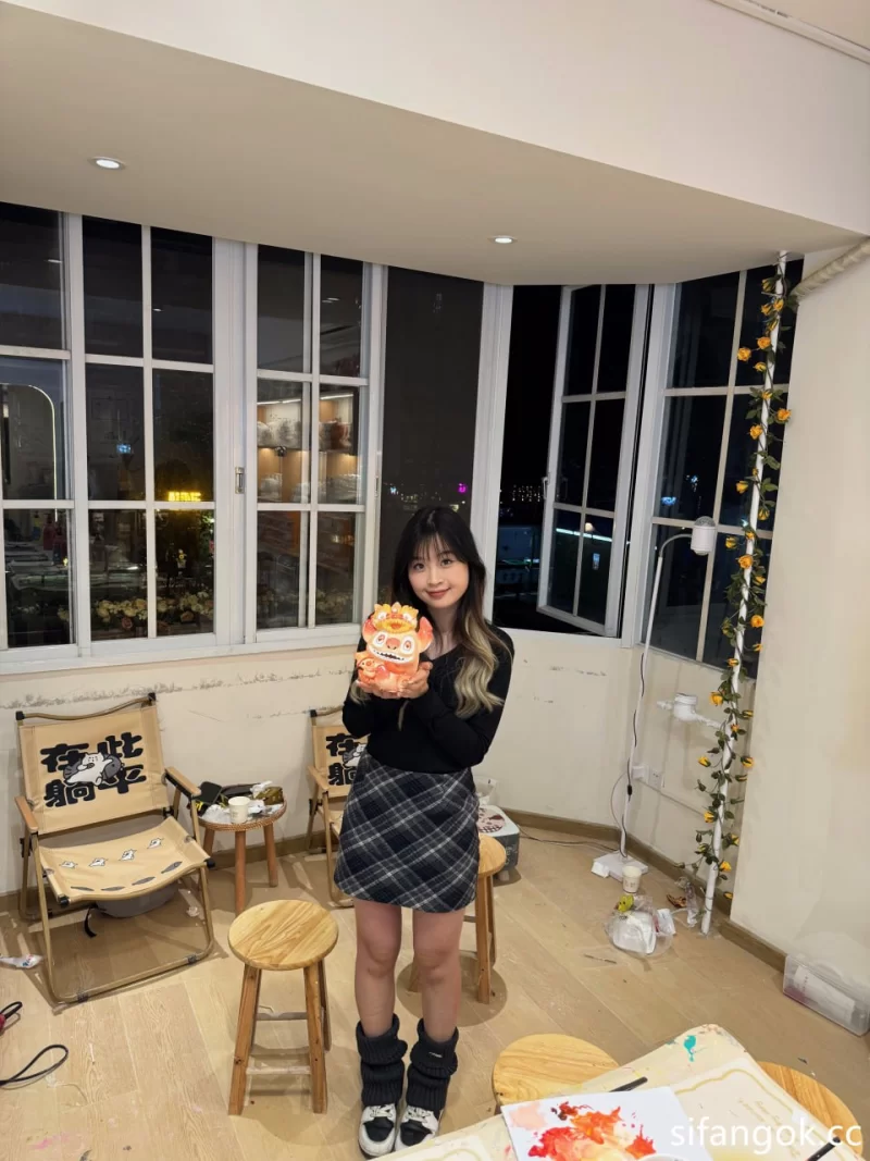 [自行打包] 2025年12月最新【原档泄密】20岁学生妹，露脸反差 [4V+984M][百度盘]-福利岛