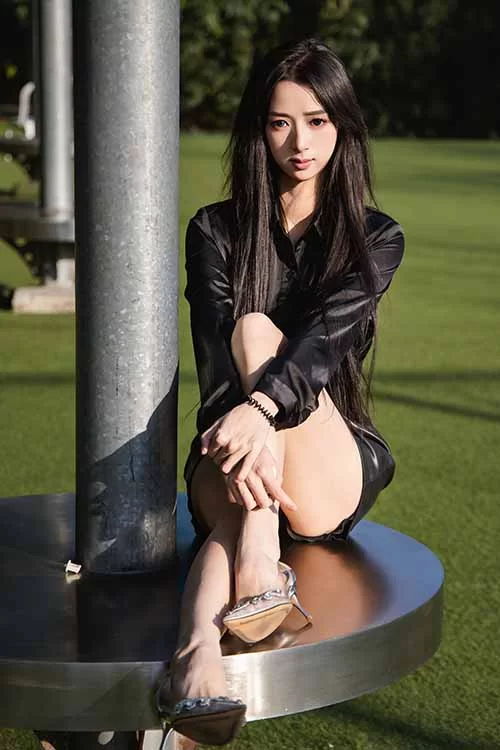 [转载搬运] 足愉心-云悦-OL制服皮裙美腿诱惑[120P+1V／1.1G百度网盘] [120p1v+1.5G][百度盘]-福利岛