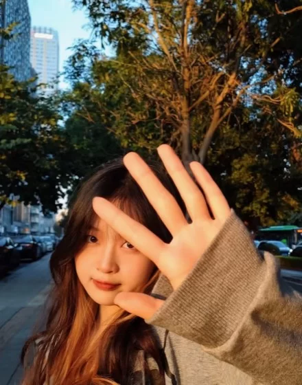 [自行打包] 20岁学生妹，露脸反差，极品粉穴太难得了，和男友啪啪... [9p+4v+984M][百度盘]-福利岛