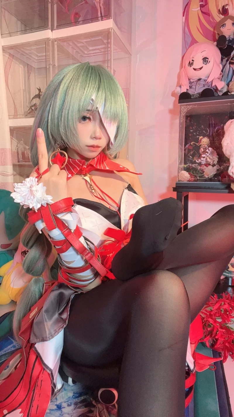 [转载搬运] [COSPLAY/带视频] 白栎Shirly - 弗洛洛 [130P 25V+7g][百度盘]-福利岛