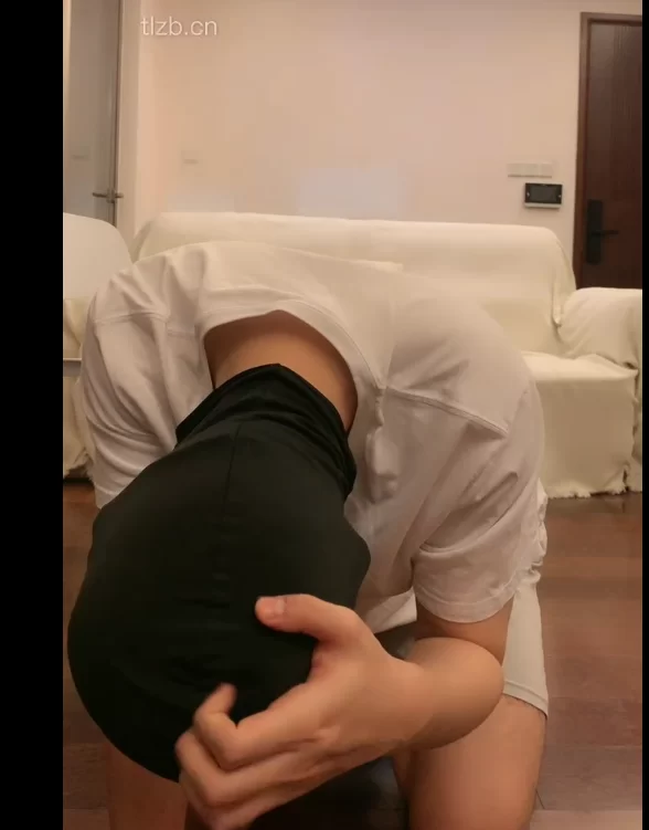 [转载搬运] 套路直播玩物直播【宝爷Li】230 JK学姐-白鞋白袜踩踏重度... [1v+500mb][百度盘]-福利岛