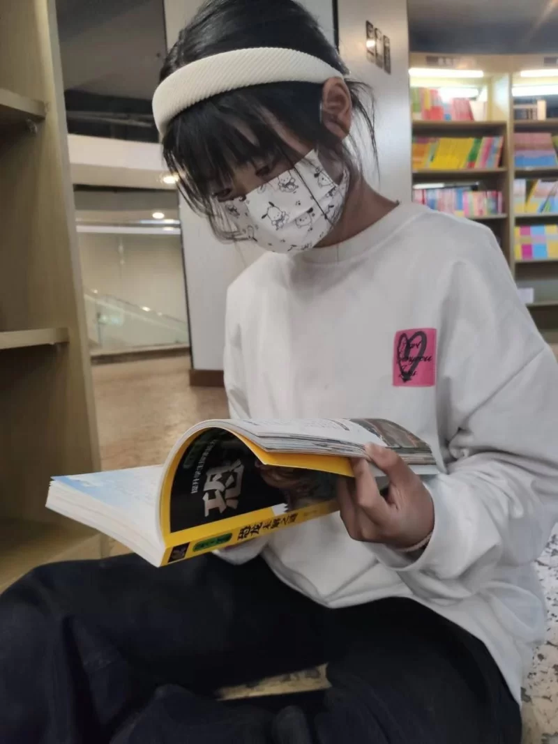 [自行打包] 清纯学生妹自慰泄密流出 [3v+1G][百度盘]-福利岛