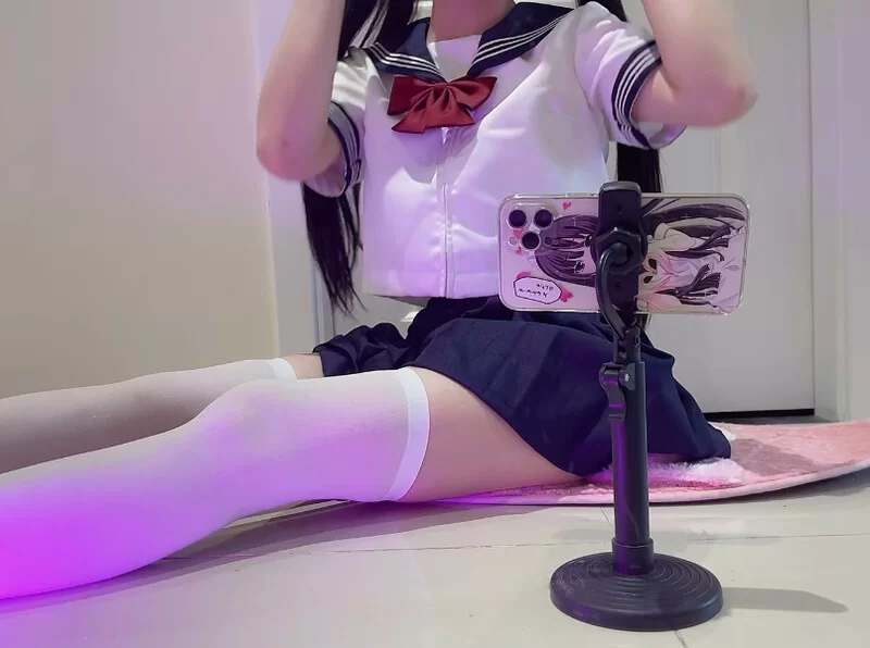 [转载搬运] 2雙馬尾純情小可愛 奶油肌膚純欲系美少女蔡小熊表面乖巧... [2+395 MB][磁力链接]-福利岛