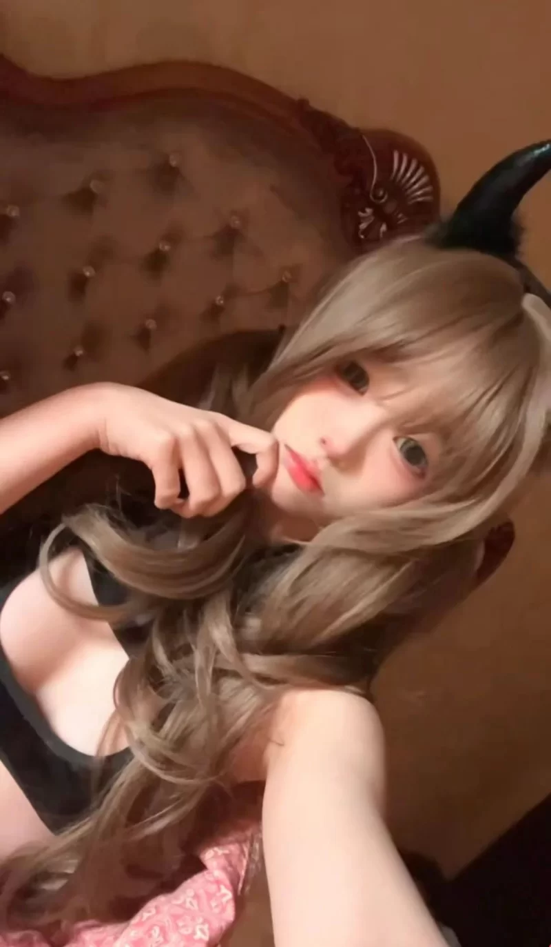 [转载搬运] 可爱嫩妹 小茵 在夹大尺度自拍流出 [13P142V+378.2M][百度盘]-福利岛