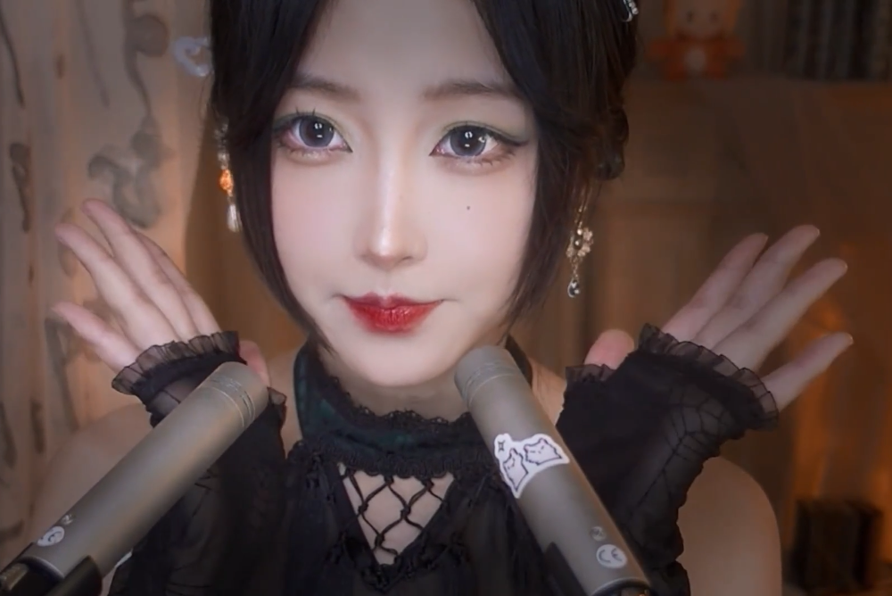 二呆啾 蛇系美人呆 1V852M百度盘-恋夜福利