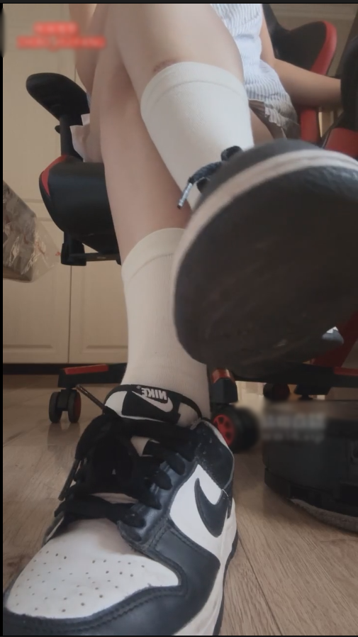 玩物直播小鱼爹-250922 持久训练专场【1V】【380MB百度云】