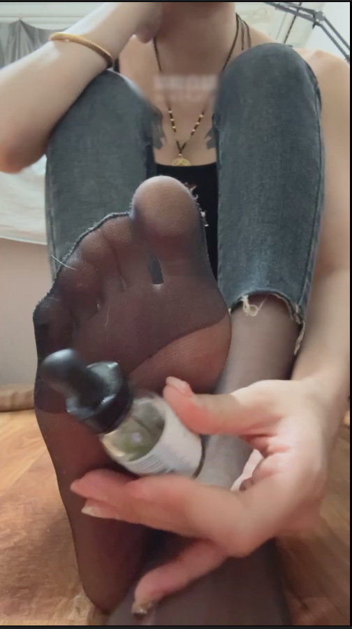 玩物直播观音大人-250924 第一视角-香水开发厕纸+口S【1V】【396MB百度云】-福利岛