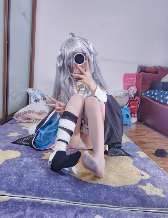 【足控福利】ran3 - 神乐七奈 【47P 332MB】