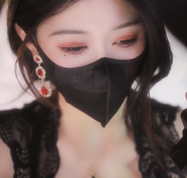清清睡不醒呀_40离异带2娃坚持直播_20250912_1V565M百度盘-福利岛