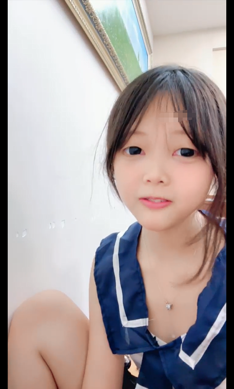 【小狐狸】06年萝莉小学妹 真空小JK-福利岛