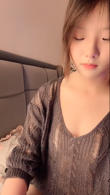 【07十八岁】微胖巨乳小萝莉 刚发育-福利岛