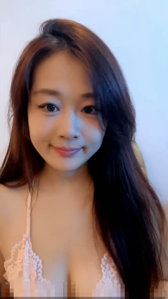 2049 很有骚劲的纯情大表姐上才艺,火辣激情脱衣艳舞-福利岛