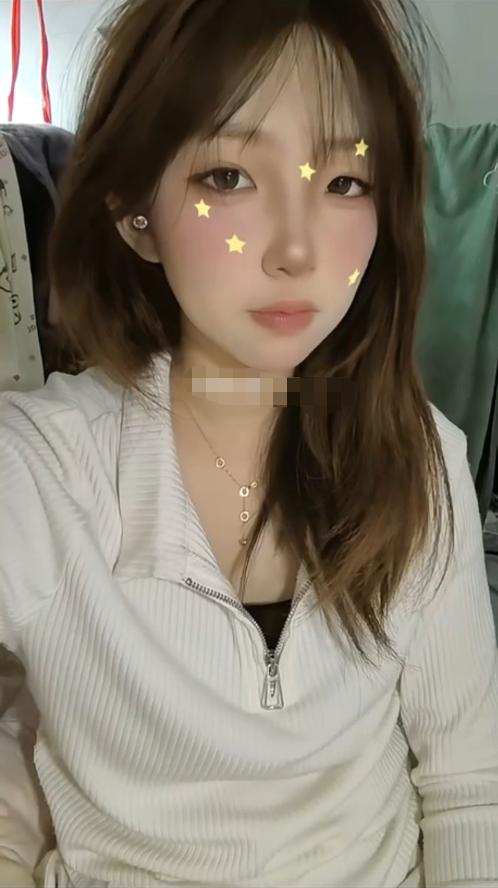2582 大三学生妹，D罩杯大奶子，清纯反差还是个眼镜婊，床上最能挑起人的性欲5v-福利岛
