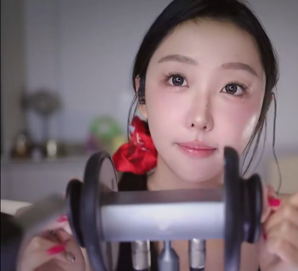 酥酥学姐_新人直播第一天,助眠记得带耳机嗷_20250702_ 1V511M百度盘-福利岛