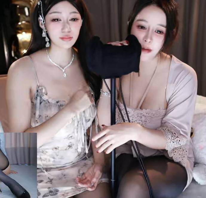 隔壁的苏苏s 听我说:GOGOGO 双人出发喽!20250913 1V326M百度盘-福利岛