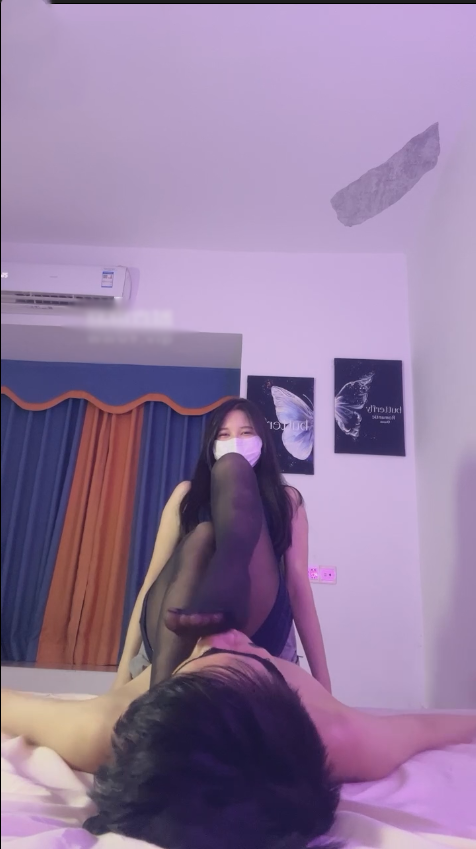 玩物直播恬甜s-250713 黑丝美臀下的窒息诱惑【1V】【670MB百度云】-福利岛
