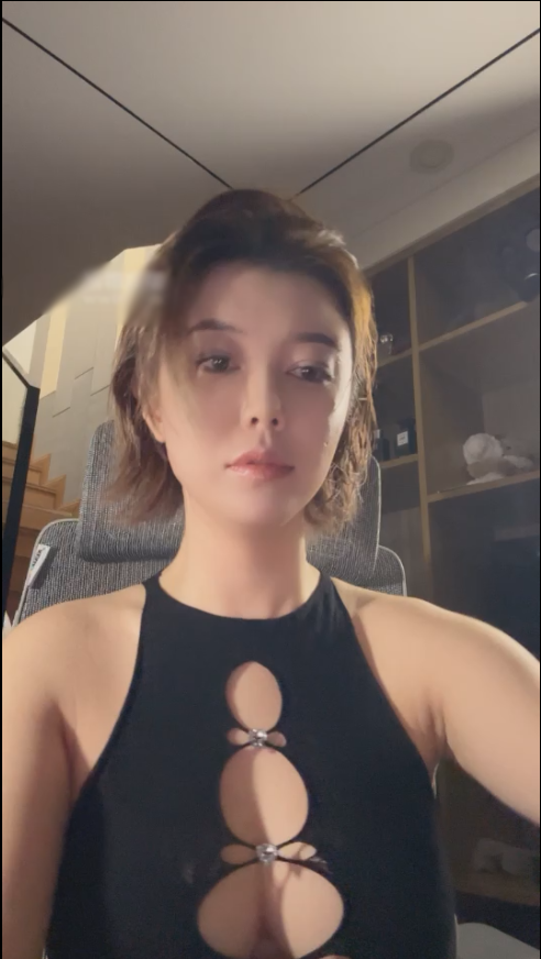 玩物直播Femdom奎茵-250730 滚进来被我骂到原地蒸发【1V】【806MB百度云】