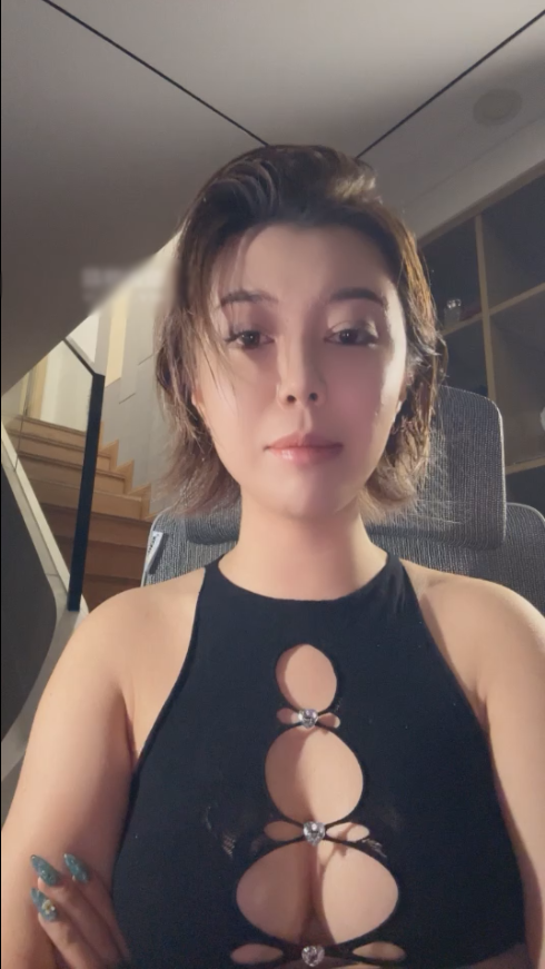 玩物直播Femdom奎茵-250730 滚进来被我骂到原地蒸发【1V】【806MB百度云】