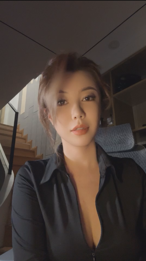 玩物直播Femdom奎茵-250814 权力游戏剧情邪恶女上司调教下属【1V】【702MB百度云】