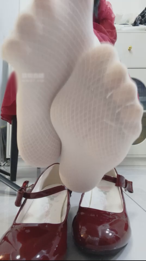 玩物直播柠萌小主-250709 红皮鞋白丝调教【2V】【895MB百度云】-福利岛