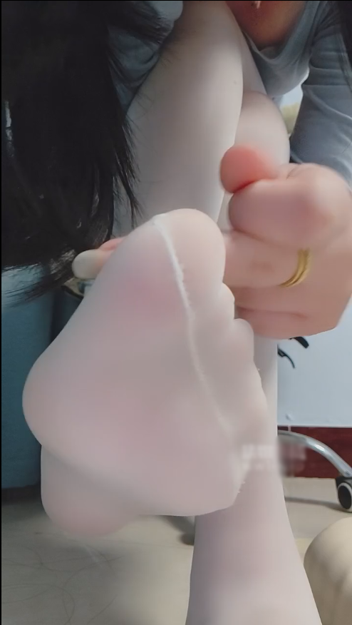 玩物直播魔音女主微莱-250919 实名洗脑加响屁【1V】【464MB百度云】