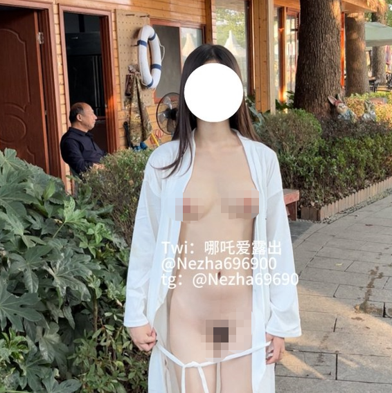【推特@哪吒】 合集 人前露出萝莉福利姬-福利岛
