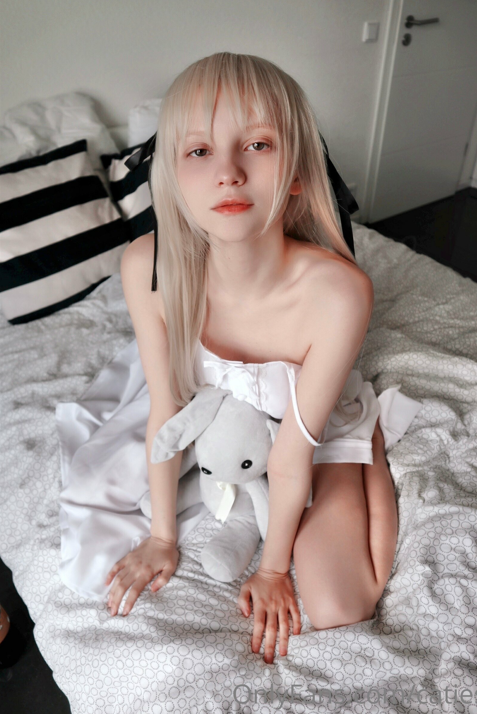 外网上被传成马斯克儿子的可爱萝莉Caties cos合集 【935P 605MB】