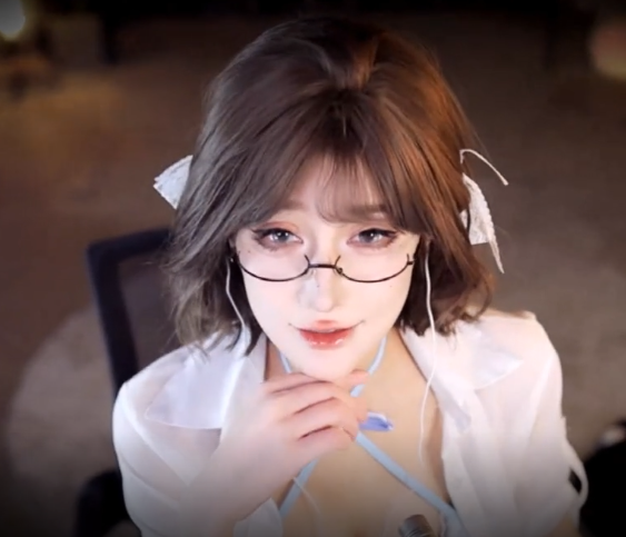张爱玲 半夜爬床的女友闺蜜 1V311M百度盘-福利岛