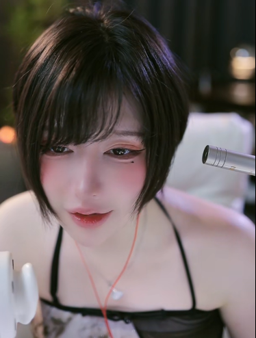 雨教皇_全抖音最暖和最助眠的轻语直播间_20250423_1V424M百度盘-福利岛