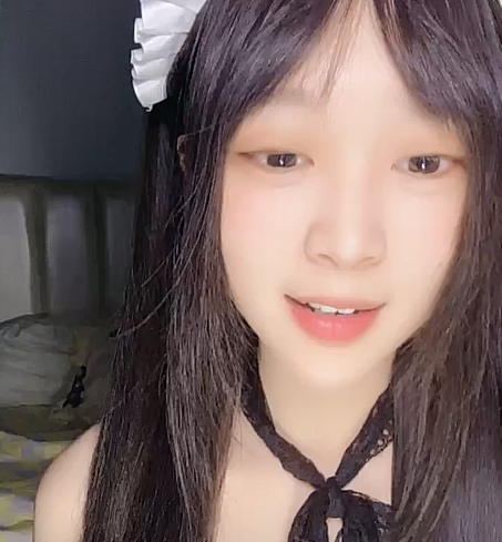 重磅推荐!~新G乳校花!~【夏乐默默茶】自慰高潮到痉挛!~~