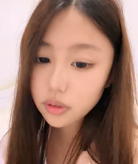 真●美乳！【柒萌小玉】邻家骚妹妹奶子超漂亮大尺度掰逼-福利岛