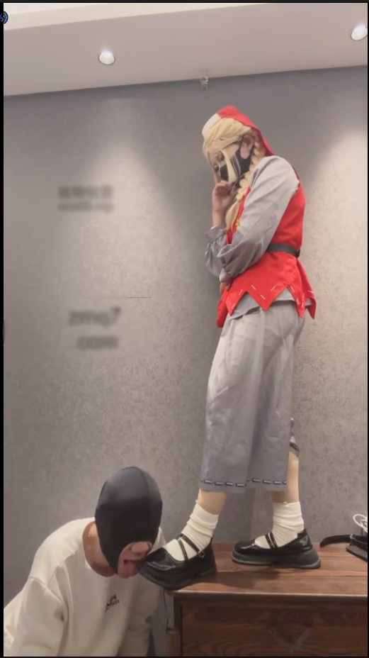 玩物直播狗哥-第五人格玩具商安妮光腿神器白袜【1V】【572MB百度云】