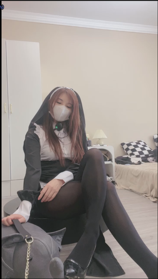 套路直播悠悠大魔王-修女灯榨干进来忏悔废物【1V】【379MB百度云】-福利岛