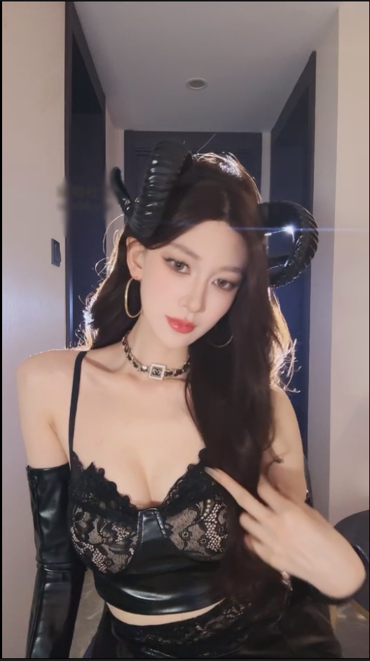 玩物直播艾琳175-魅魔口水熊榨盯射【1V】【731MB百度云】