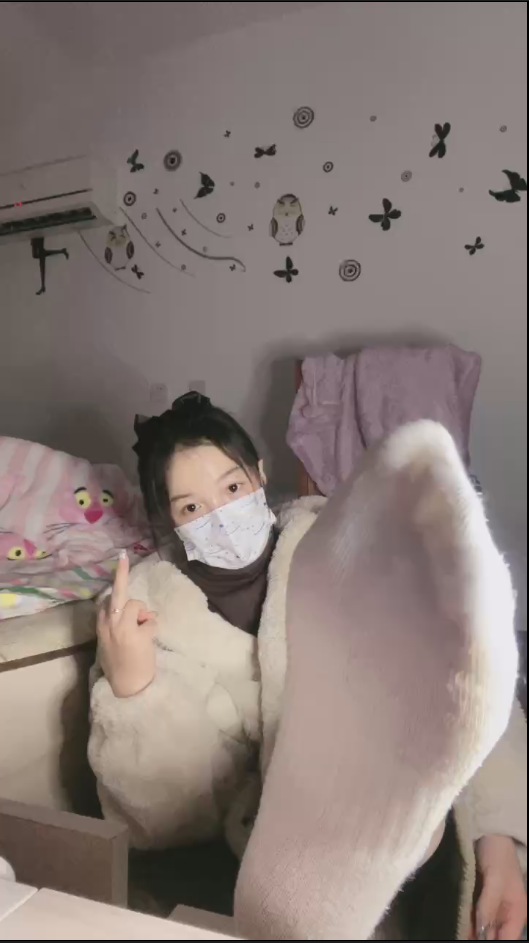 套路直播小鱼爹-绿哦宝宝【1V】【347MB百度云】-福利岛