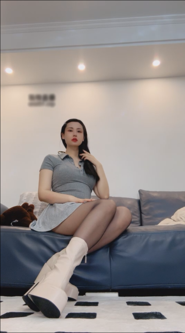 玩物直播松紫大大-2025-04-04 老公不行亲弟来凑!【1V】【1.04G百度云】