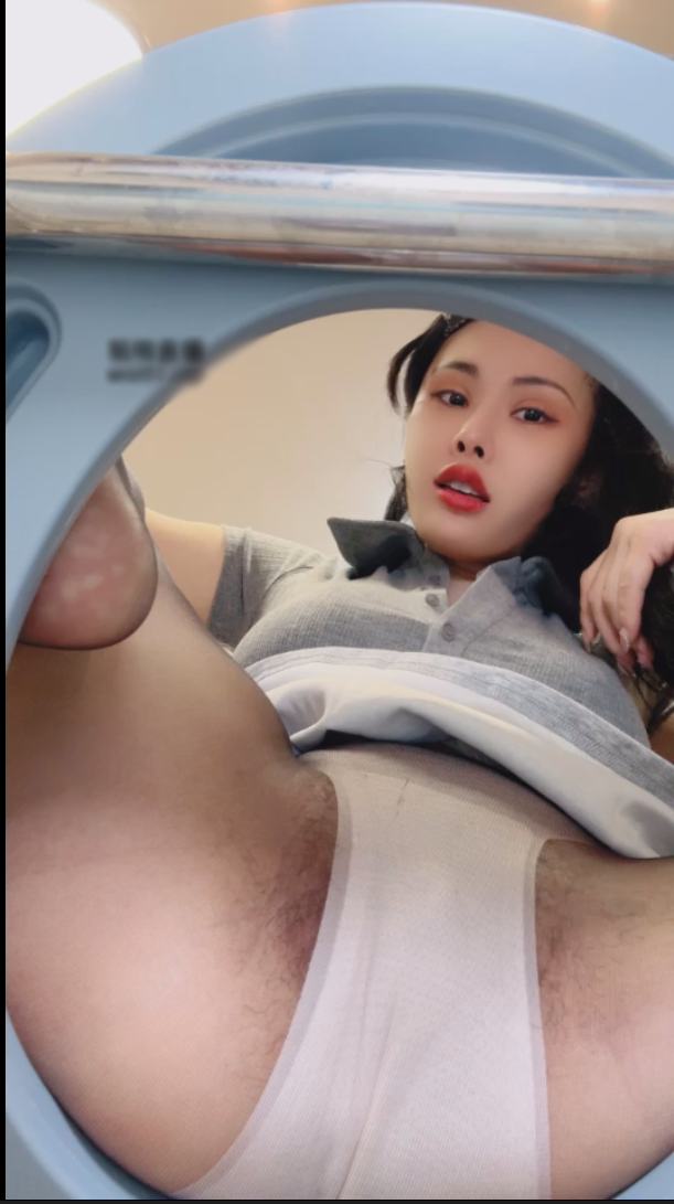 玩物直播松紫大大-2025-04-04 老公不行亲弟来凑!【1V】【1.04G百度云】