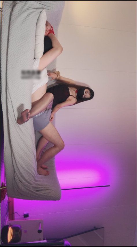 玩物直播猫神-性感黑丝诱惑熟睡弟弟【1V】【656MB百度云】