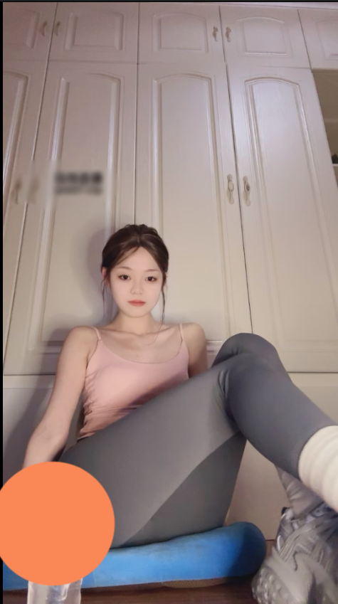 玩物直播楚楚-2025-04-11第 一视角白袜裸足脚底红绿灯:瑜伽裤臀榨倒计时【1V】【830MB百度云】