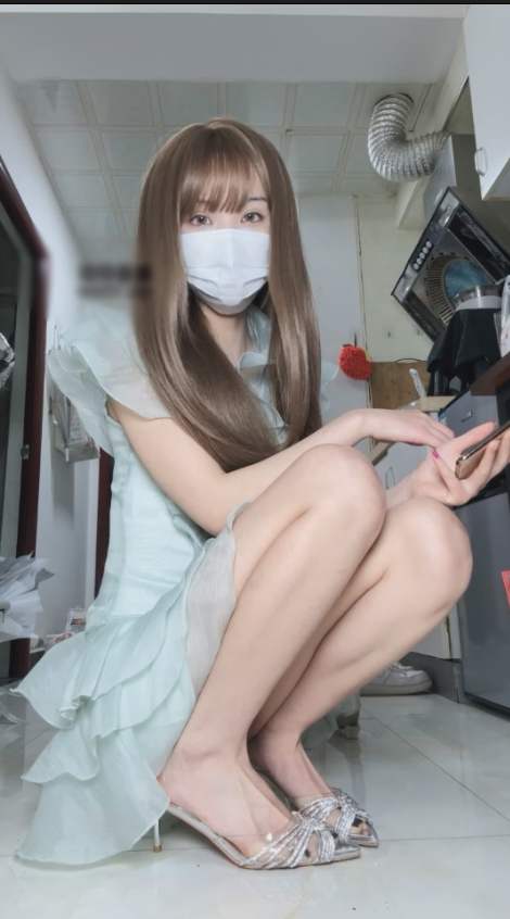 玩物直播一唯-2025-04-12裸足脚底口水腋下:为喜欢的女生当狗【1V】【679MB百度云】