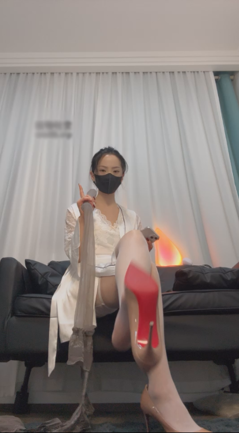 玩物直播晚晚-2024-12-25 小妈的无情压榨🚥【1V】【624MB百度云】-福利岛