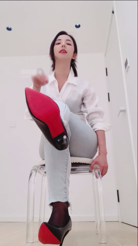 玩物直播伊柔S 20250603 第一视角-在职场被女领导霸凌【1V】【908MB百度云】-福利岛