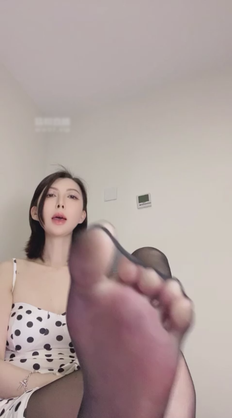 玩物直播冰卿S-20250601 第一视角-黑丝辱母臀炸【1V】【969MB百度云】-福利岛