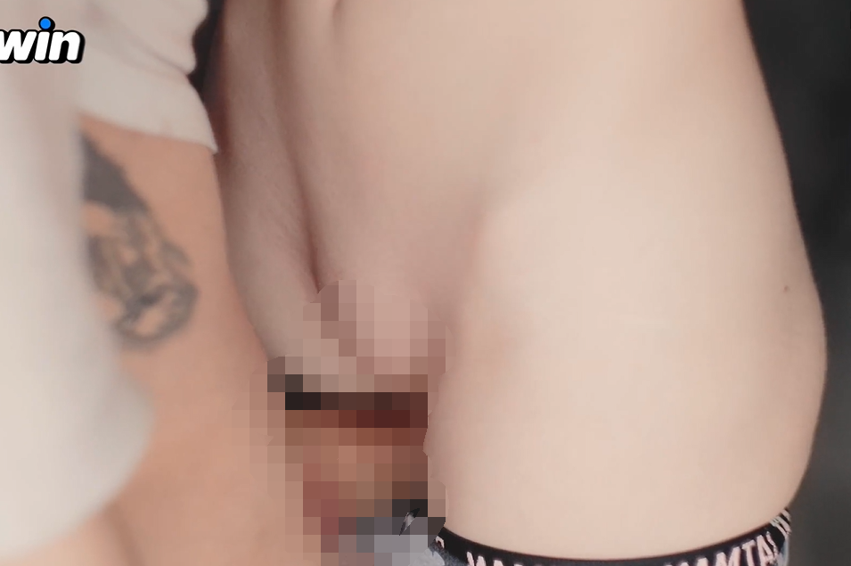 OnlyFans [pinkloving] 继妹让我射在内裤上 【3V810M】-福利岛
