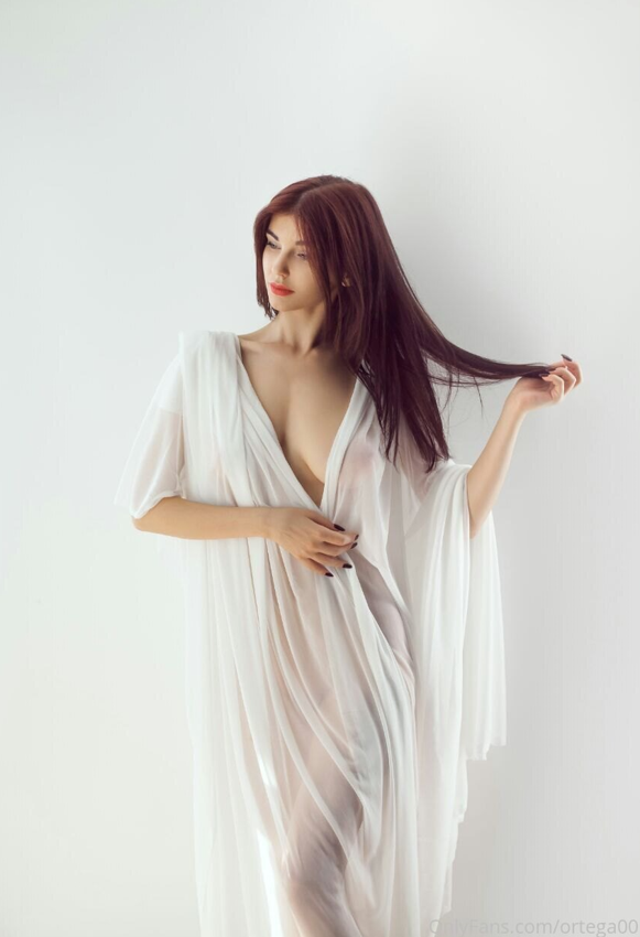 欧美古典极品颜值巨乳蜂腰翘臀美模 露点大尺度私拍【141P24V676M】-福利岛
